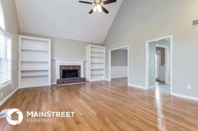 5025 Lucille Ave NW in Acworth, GA - Building Photo - Building Photo