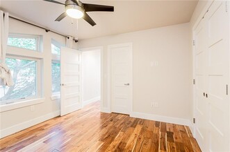 2509 Del Curto Rd in Austin, TX - Building Photo - Building Photo