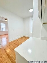 175 Hemenway St in Boston, MA - Foto de edificio - Building Photo