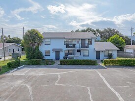 8507 Sunset Dr in Palm Beach Gardens, FL - Building Photo