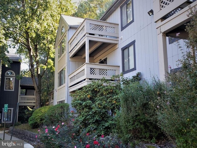 property at 58 Windbrooke Cir