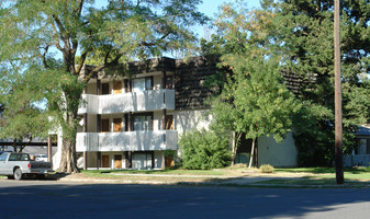 503 E Sinto Ave Apartments