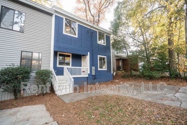 property at 1900 Holmes St
