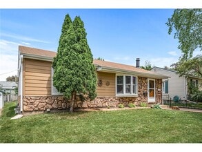 2233 Fremont Ave E in St. Paul, MN - Building Photo - Building Photo