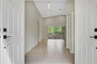 10219 NW 48th Manor in Coral Springs, FL - Building Photo - Building Photo