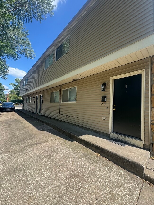 property at 922 Tennessee St