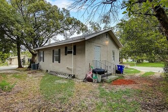 634 W 9th St in Lakeland, FL - Building Photo - Building Photo