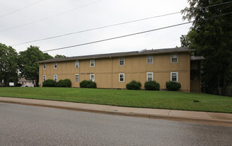 700 S Harrison St Apartments