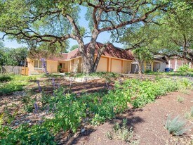 3513 Westchester Ave, Unit 102 in Austin, TX - Building Photo