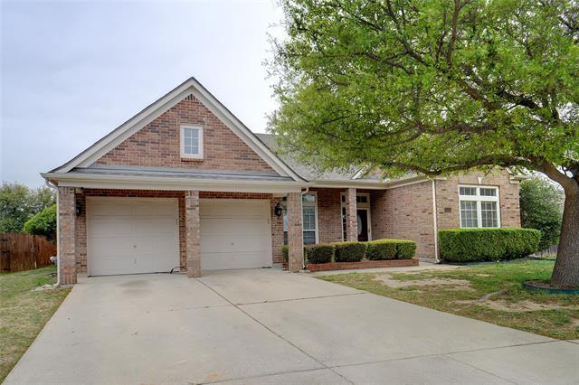 8652 Fernhill Dr in Fort Worth, TX - Building Photo