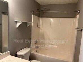 1710 Summerwoods Ln in Griffin, GA - Building Photo - Building Photo