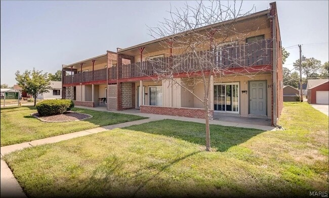 property at 702 S Lincoln Ave