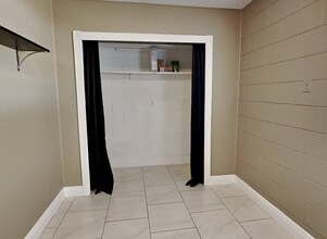 241 W Citrus St in Altamonte Springs, FL - Foto de edificio - Building Photo