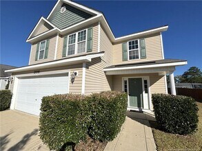 2016 Sir Michael Dr in Hope Mills, NC - Building Photo - Building Photo