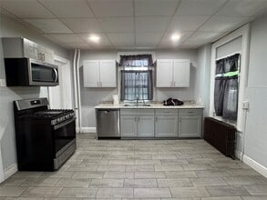 14 Conklin St in Poughkeepsie, NY - Building Photo - Building Photo