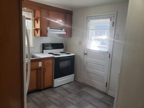 321 Ringgold St, Unit 321 A in Waynesboro, PA - Foto de edificio - Building Photo