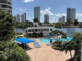 19101 NE 36th Ct, Unit 2804 in Aventura, FL - Building Photo
