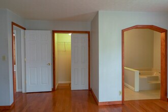 105 W 5th St in Corbin, KY - Foto de edificio - Building Photo