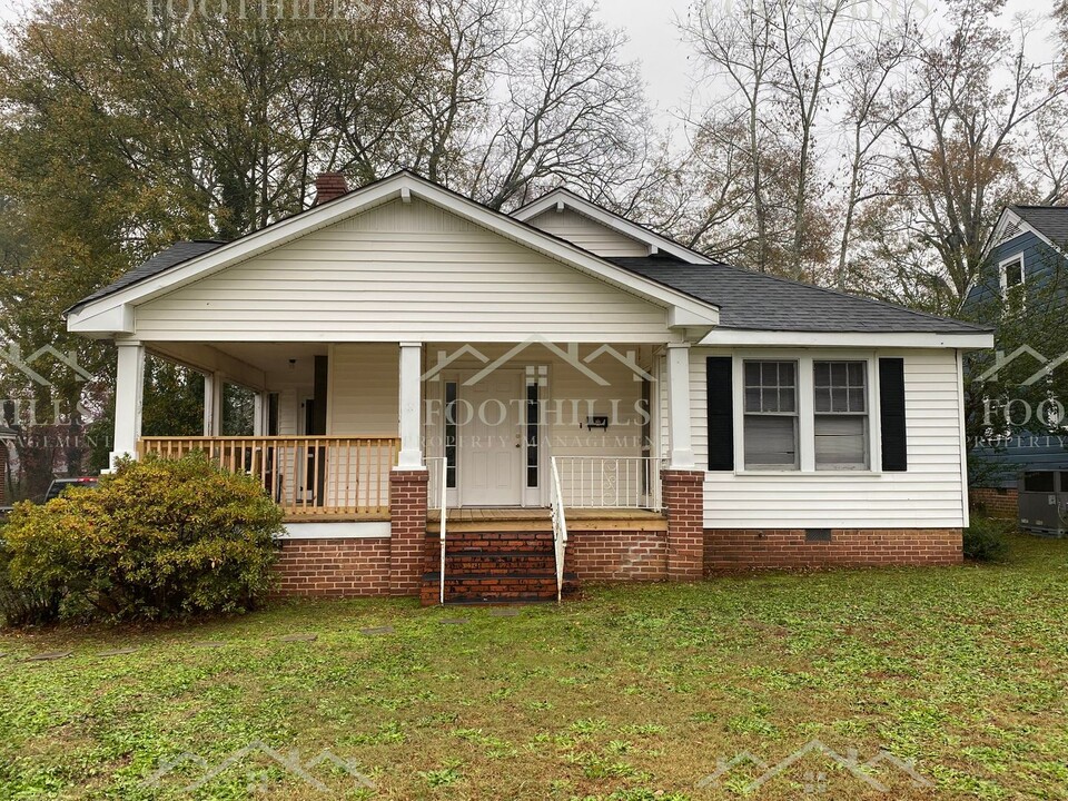 417 Taylor St in Anderson, SC - Building Photo