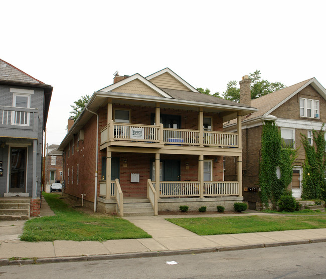 135-139 Chittenden Ave in Columbus, OH - Foto de edificio - Building Photo