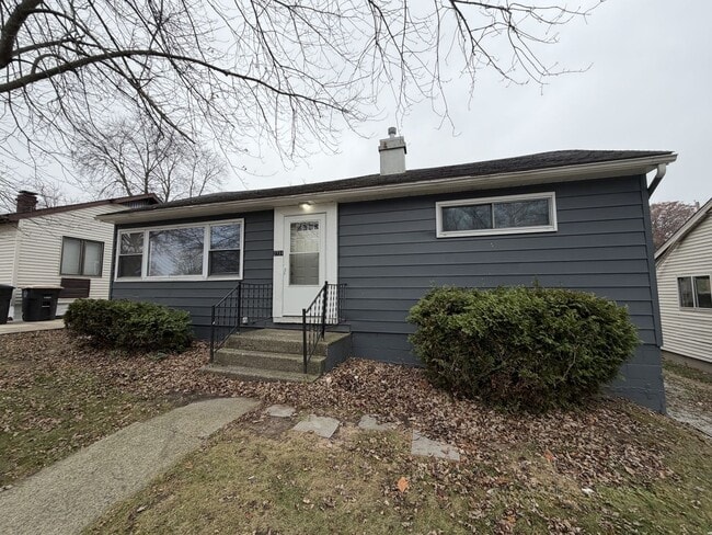 property at 2731 Stanford Ave