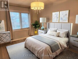 33 Bondsmith St in Ajax, ON - Building Photo