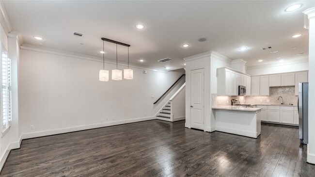 property at 4031 Bellefontaine