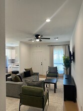 5774 Heron Dr in Houston, TX - Foto de edificio - Building Photo