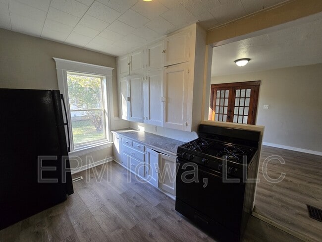 property at 109 Summit Ave