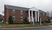 391 Reef Rd in Fairfield, CT - Foto de edificio - Building Photo