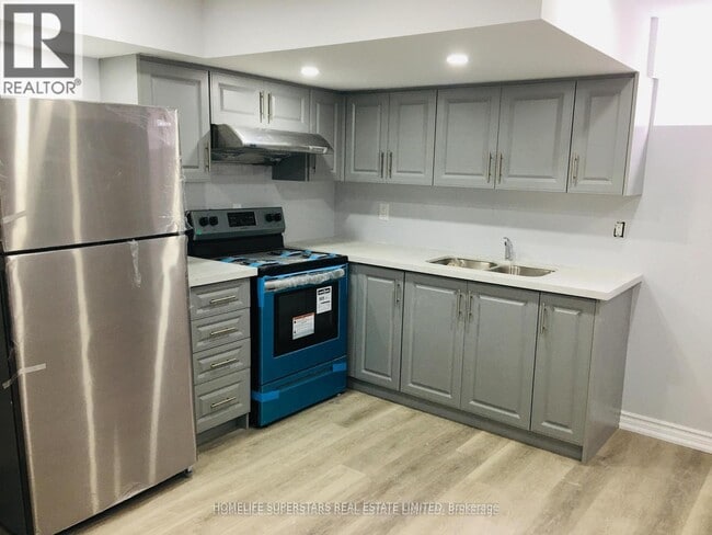 31 Daden Oaks Dr in Brampton, ON - Building Photo - Building Photo