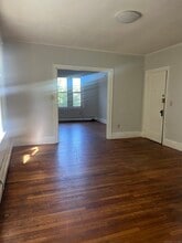 429 New Britain Ave in Hartford, CT - Building Photo - Building Photo