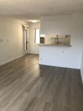 1855 Butler Ave in Los Angeles, CA - Foto de edificio - Building Photo