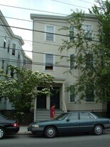 380 Washington St, Unit 1 in Somerville, MA - Building Photo