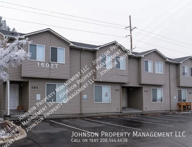 16027 N 19th St in Nampa, ID - Building Photo