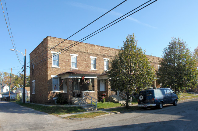 28-36 E Morrill Ave in Columbus, OH - Building Photo - Building Photo