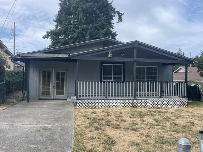 property at 1919 E 61st St