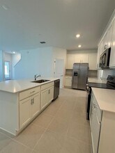 6052 Zen Wy in Clermont, FL - Building Photo - Building Photo