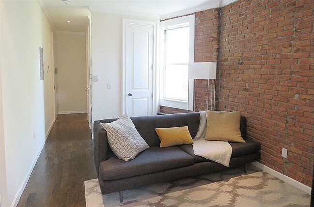 192 E 3rd St-Unit -#A5 in New York, NY - Building Photo - Building Photo