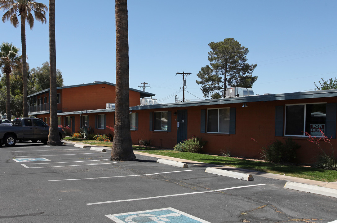 Columbus Square Apartments in Tucson, AZ - Foto de edificio