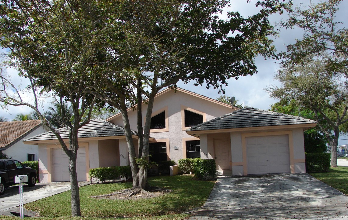 2390-2392 NW 122nd Dr in Coral Springs, FL - Building Photo