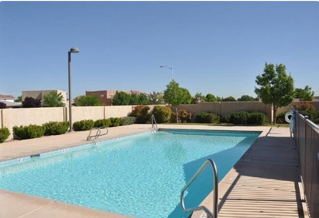 6800 Vista Del Norte Dr NE in Albuquerque, NM - Building Photo - Building Photo
