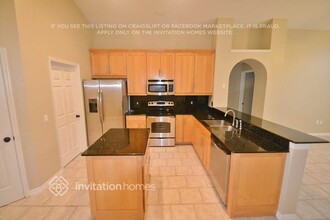 4628 Eagle Peak Dr in Kissimmee, FL - Foto de edificio - Building Photo