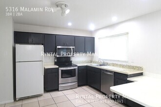 5316 Malamin Rd in North Port, FL - Building Photo - Building Photo