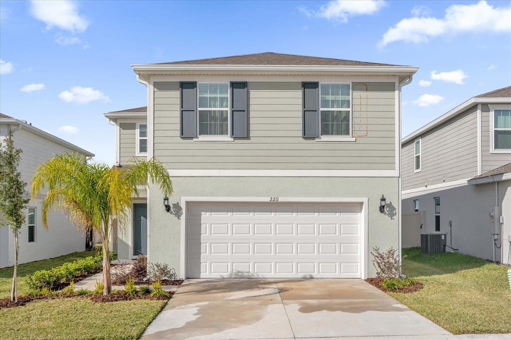 2211 Lovely Ln in Davenport, FL - Building Photo