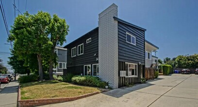 1416 12th St, Unit 4 in Manhattan Beach, CA - Building Photo - Building Photo