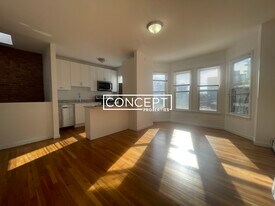 181 Washington St, Unit 3 in Chelsea, MA - Building Photo