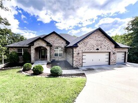 16 Carole Rae Ln in Bella Vista, AR - Building Photo