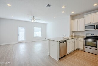 7472 Shadow Lake Dr in Panama City Beach, FL - Building Photo - Building Photo