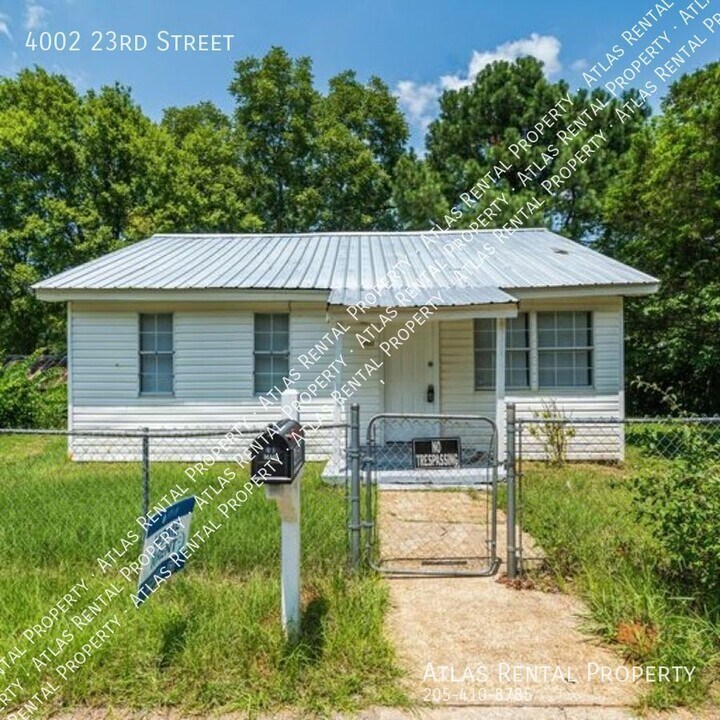 4002 23rd St NE in Tuscaloosa, AL - Building Photo